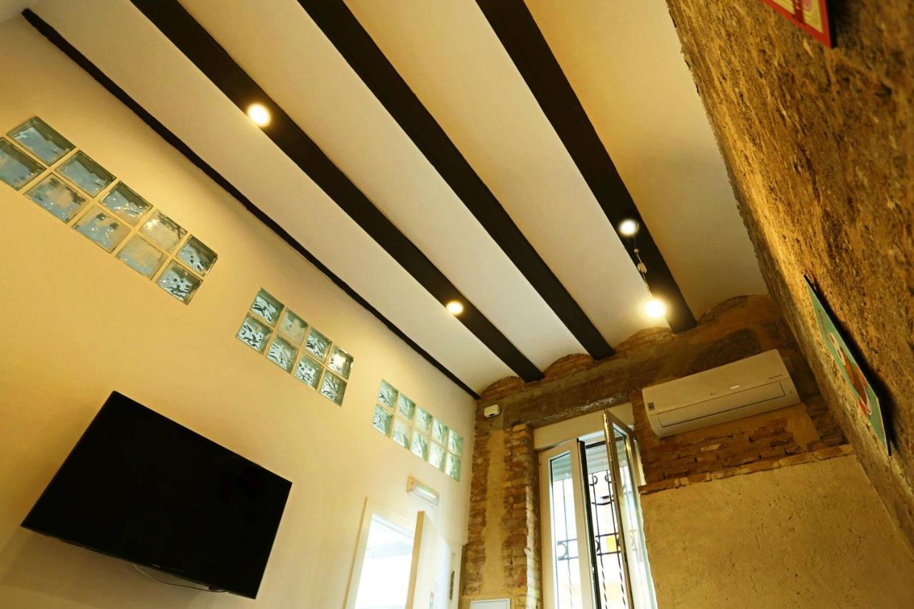 Loft Independiente Con Piscina Compartida En Centro De Valencia Luaran gambar