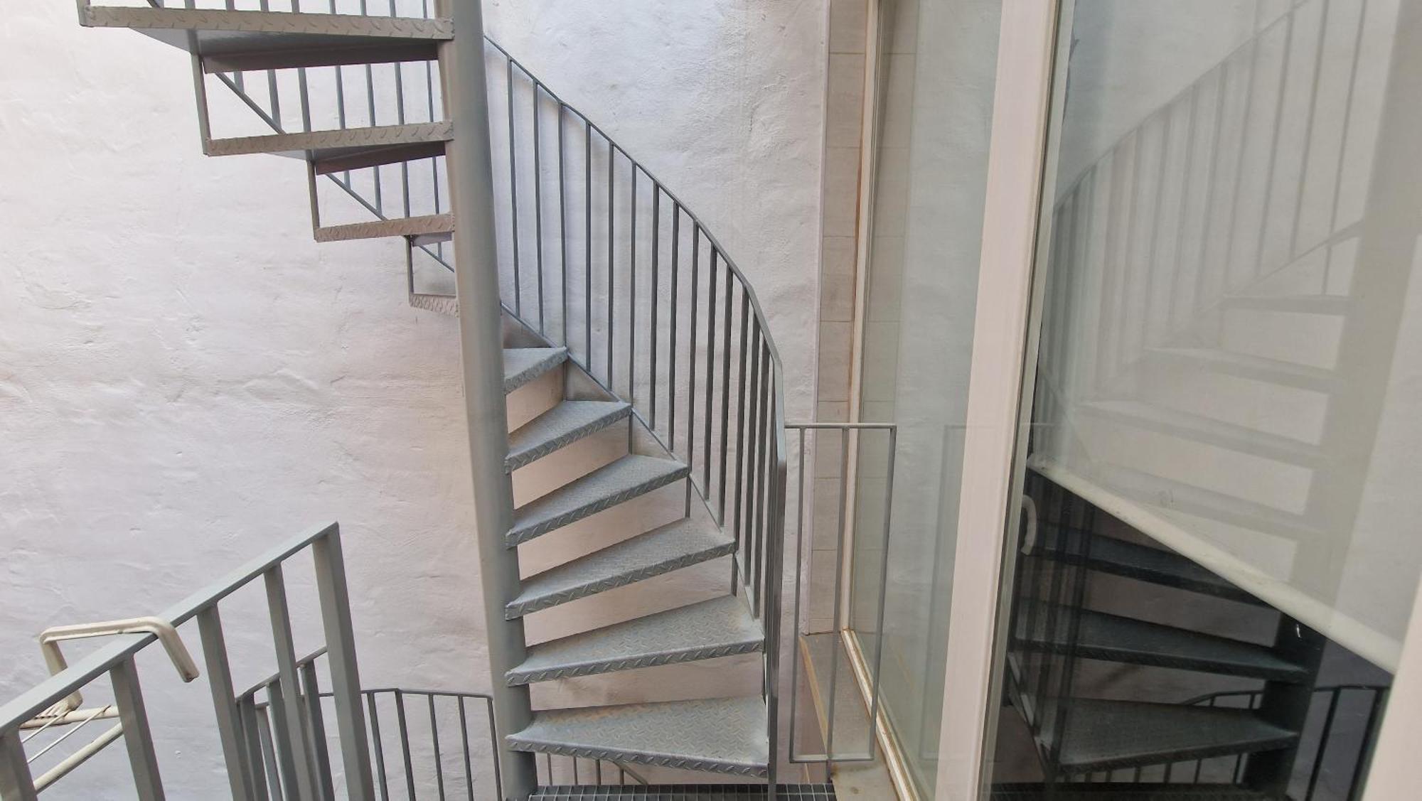 Loft Independiente Con Piscina Compartida En Centro De Valencia Bilik gambar