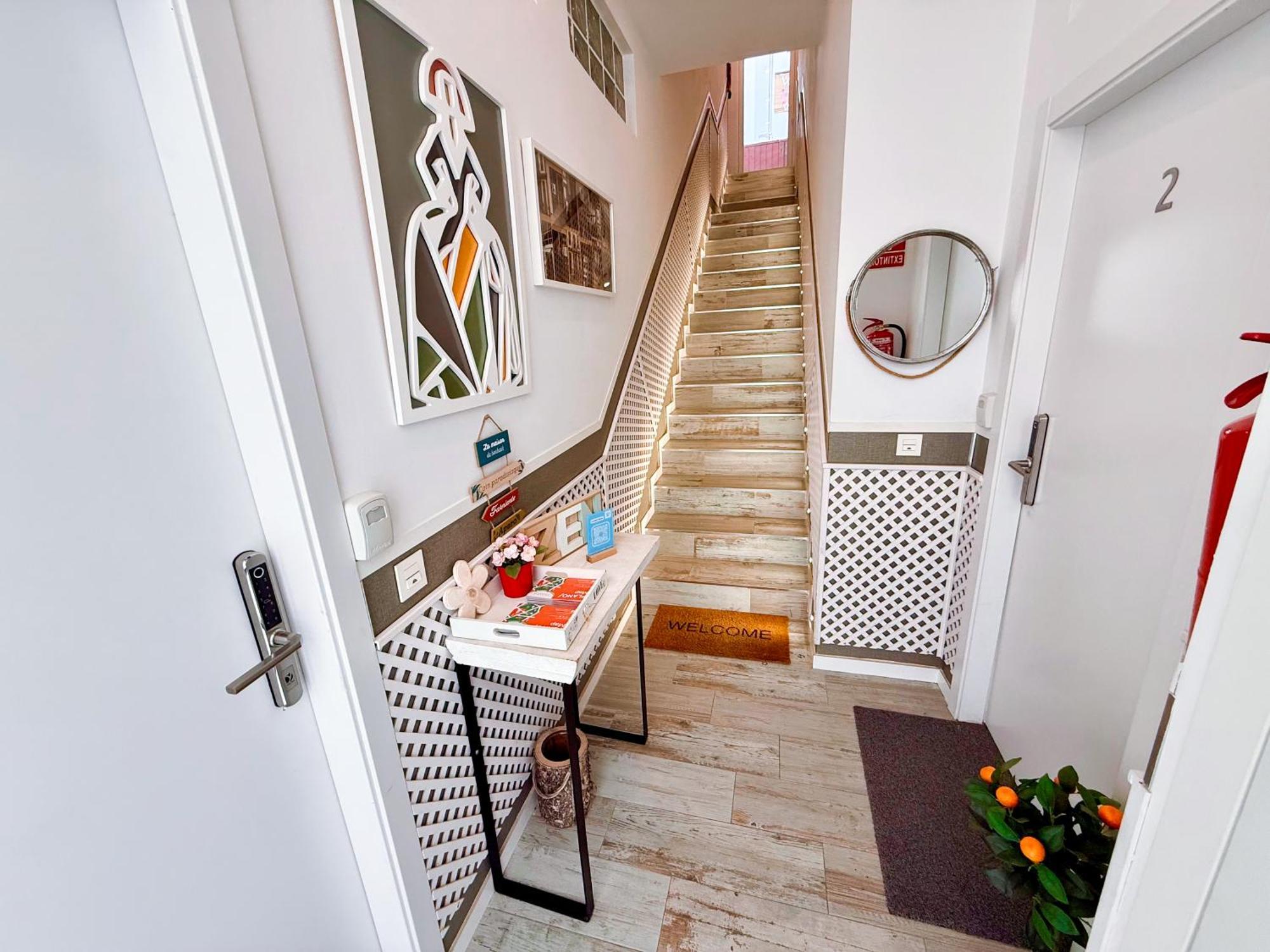 Loft Independiente Con Piscina Compartida En Centro De Valencia Luaran gambar