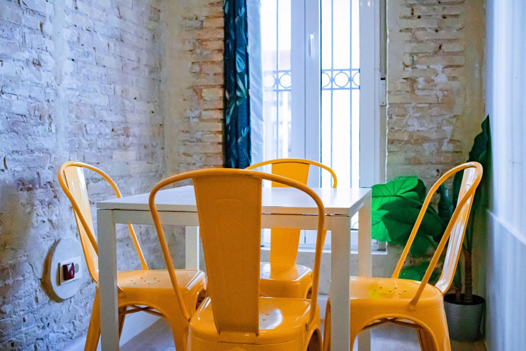 Loft Independiente Con Piscina Compartida En Centro De Valencia Luaran gambar